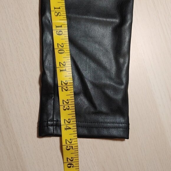 NWT LOVE FIRE Girl's black faux leather leggings - Picture 8 of 12